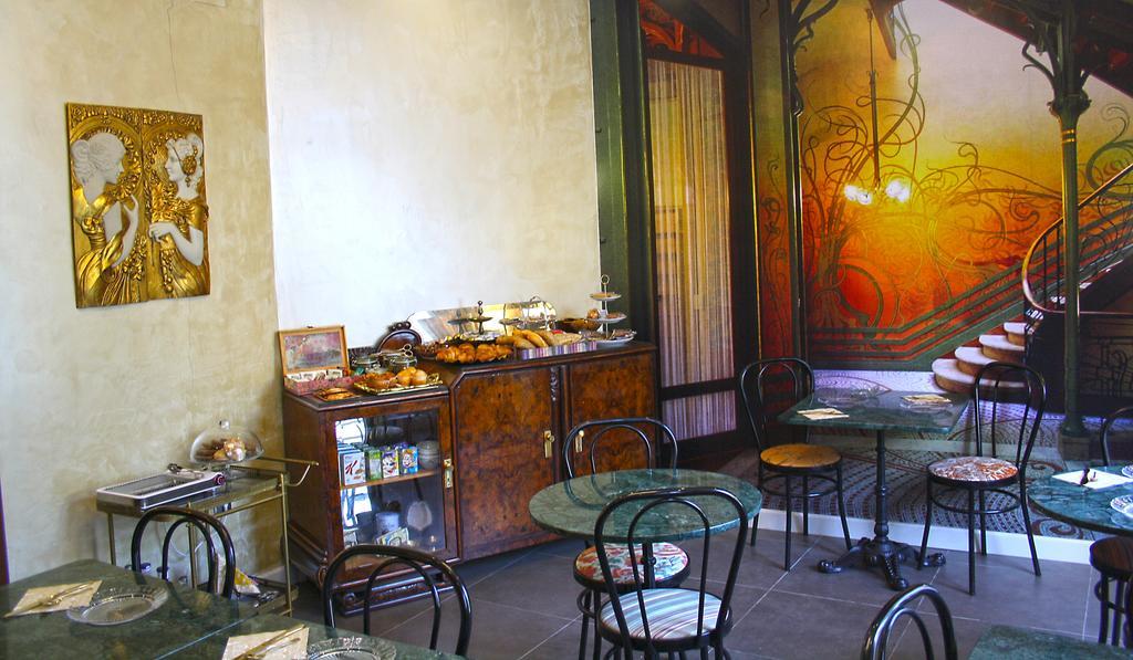 La Casa Azul B&B + Apartments Malaga Ngoại thất bức ảnh