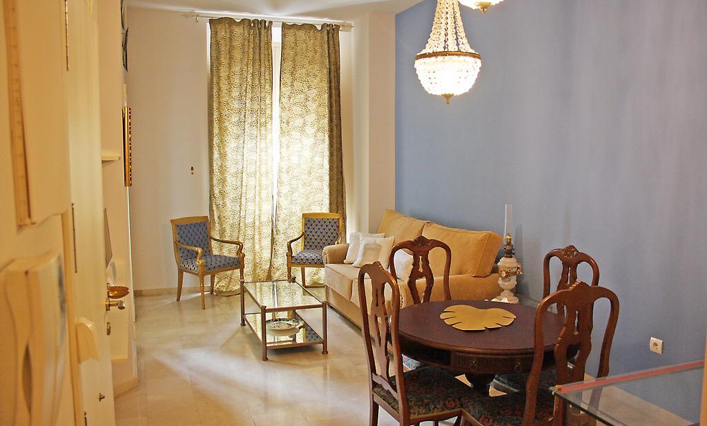 La Casa Azul B&B + Apartments Malaga Ngoại thất bức ảnh